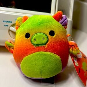 NWT 4” Dionne the dragon squishmallow